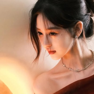 河畔封面